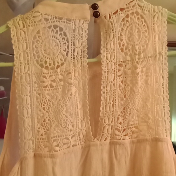 Pale pink top 🩷 - Picture 6 of 10